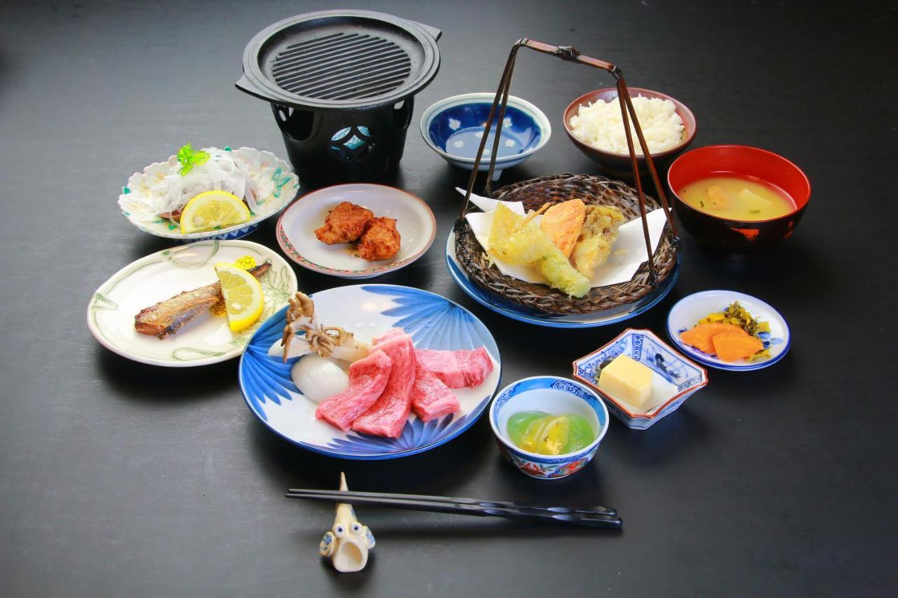 Family Ryokan Kawakyu With Showa Retro, Private Hot Spring Ибусуки Экстерьер фото